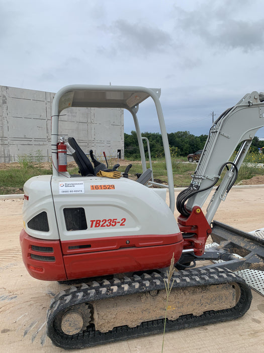 2021 TAKEUCHI TB235-2R