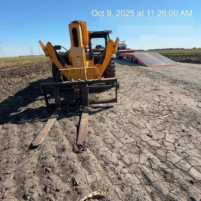2019 JCB 512-56 Canopy, 109 HP, Solid Tires, STD Worklight, Beacon, Aux Hydraulics, Lifting Eye, Back up Alarm w/66" Carriage/60" Forks