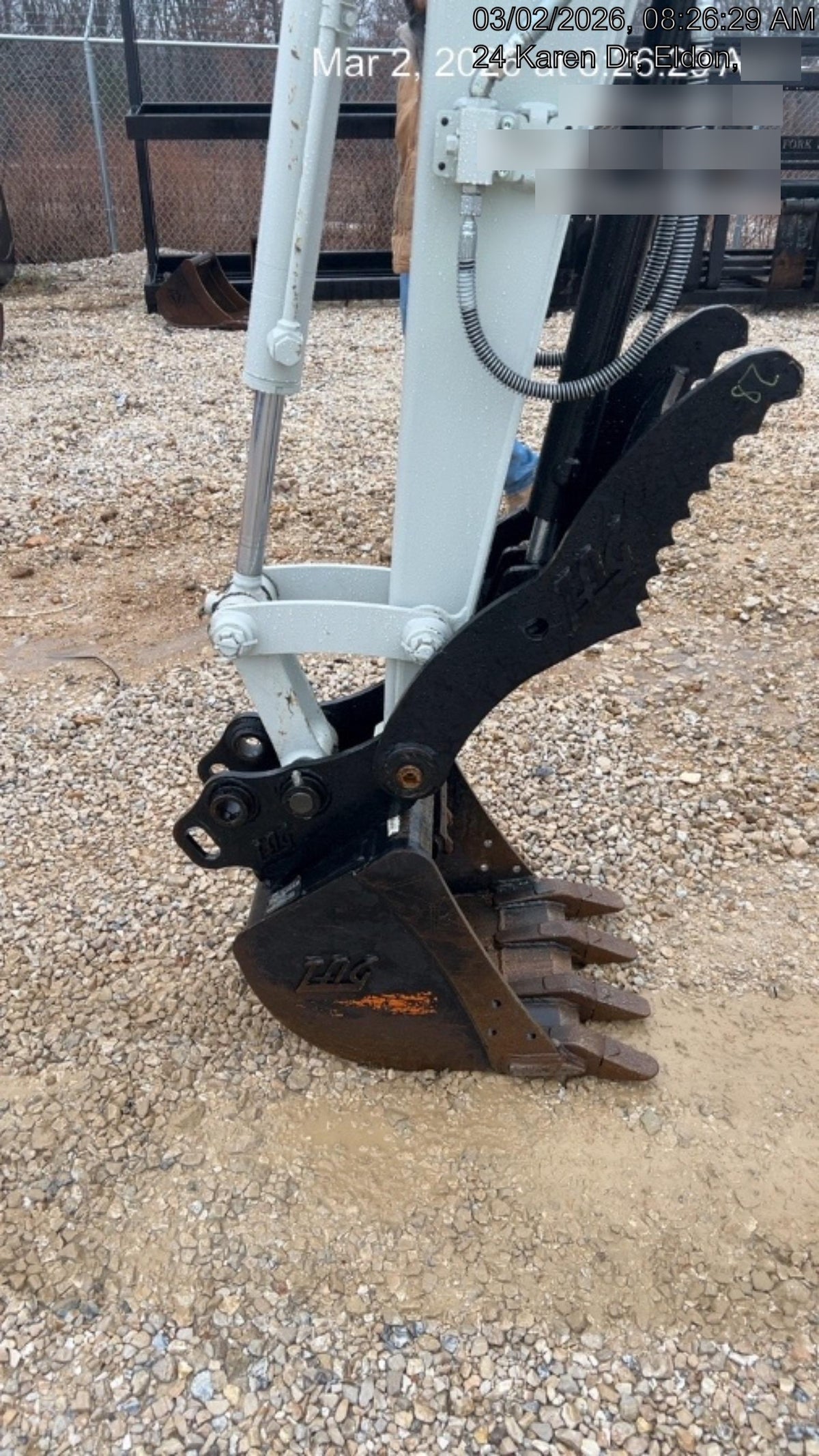2025 TAKEUCHI 18" HD Bucket - Takeuchi