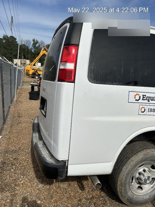 2023 CHEVROLET Express Van - Rental