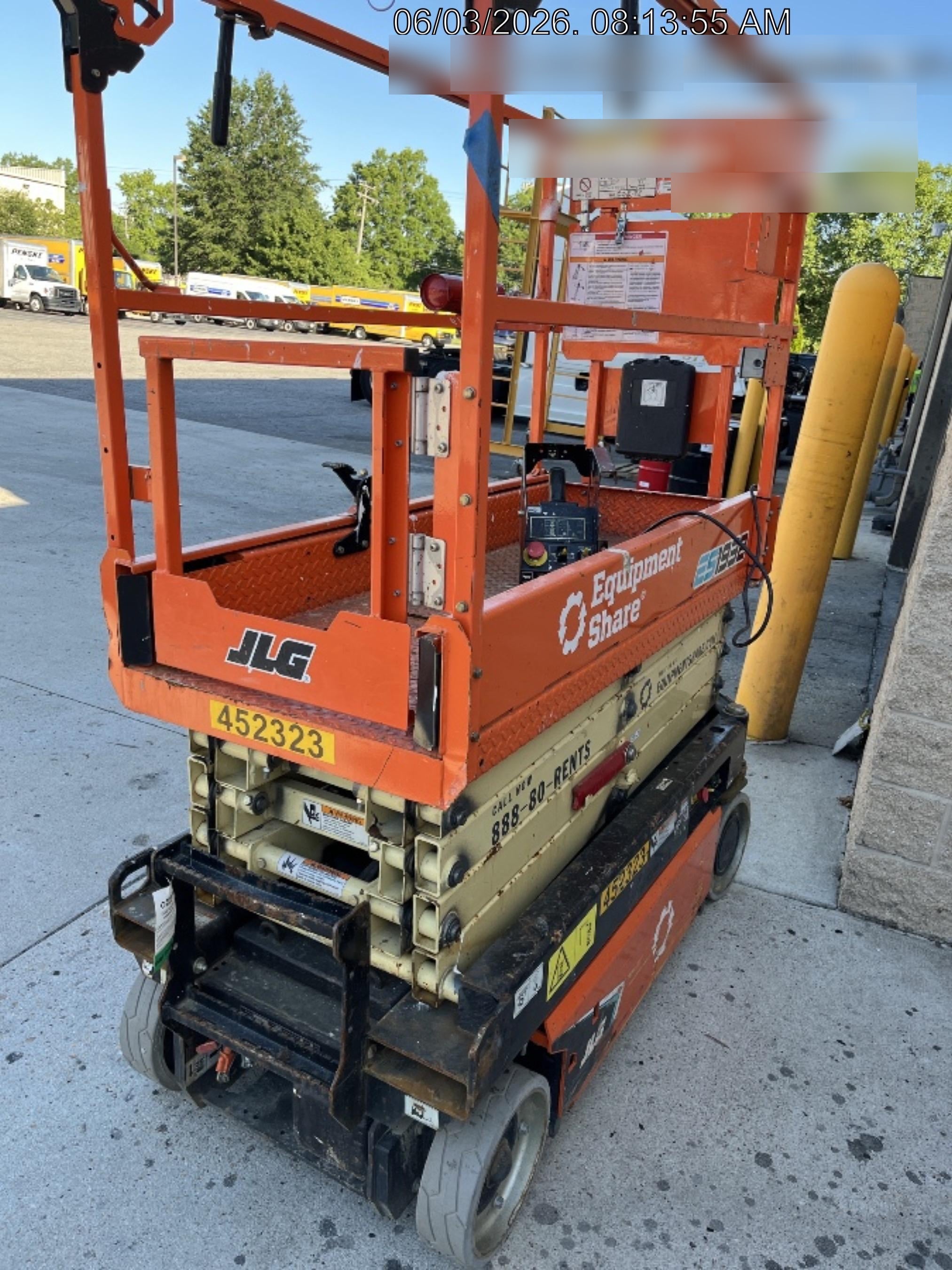 2024 JLG ES1932