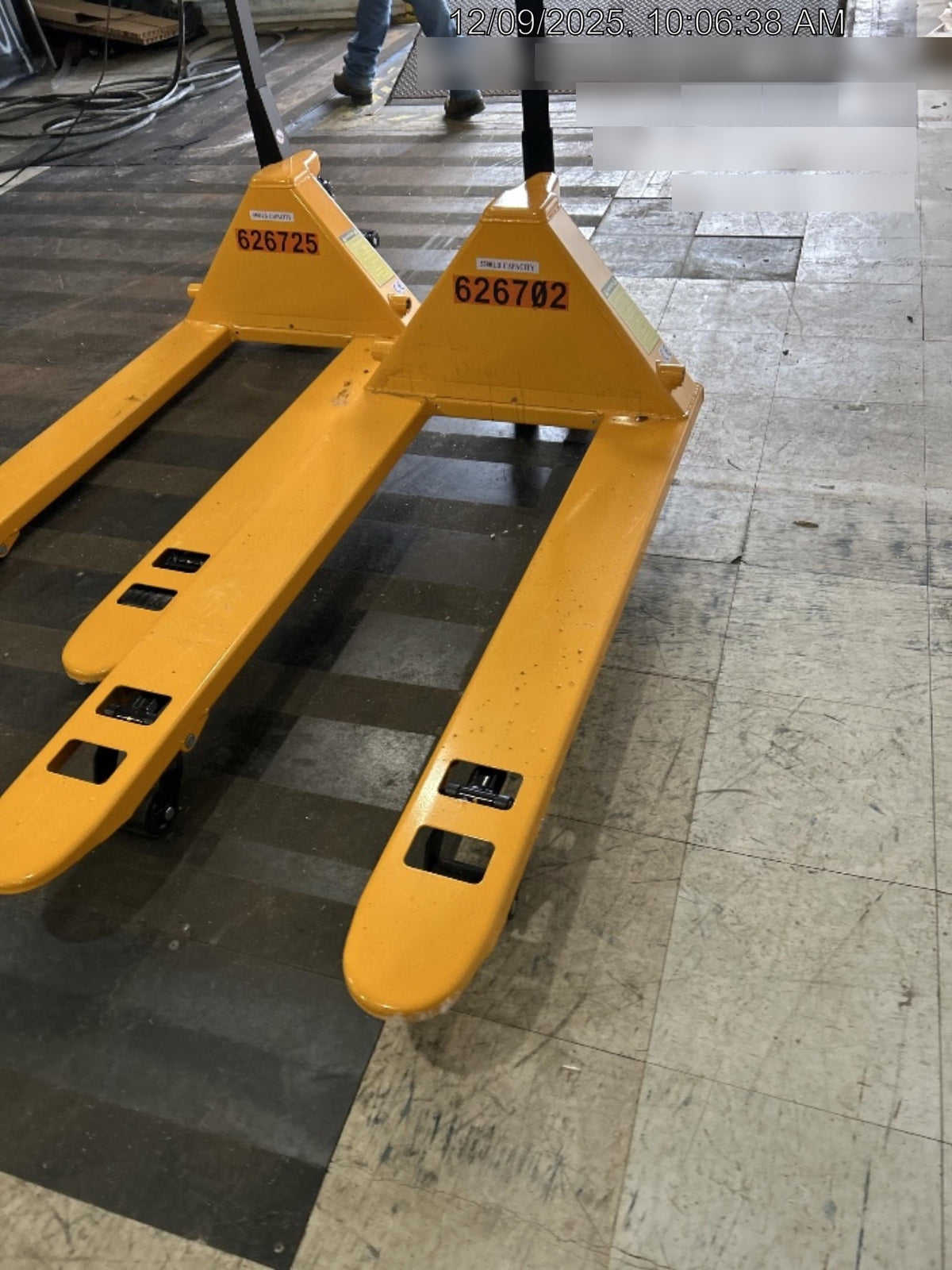 2025 ULINE H-1043
