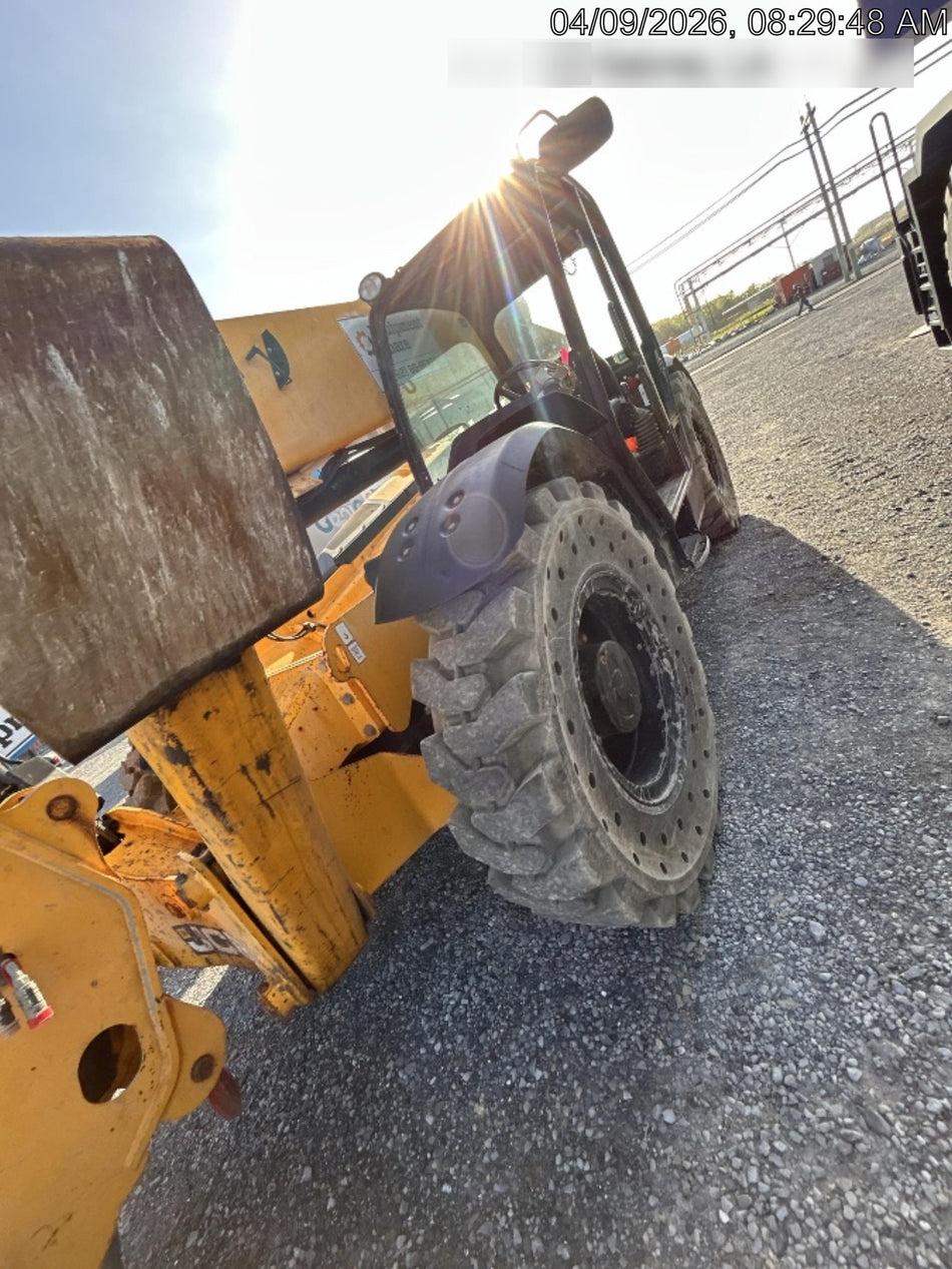 2019 JCB 510-56