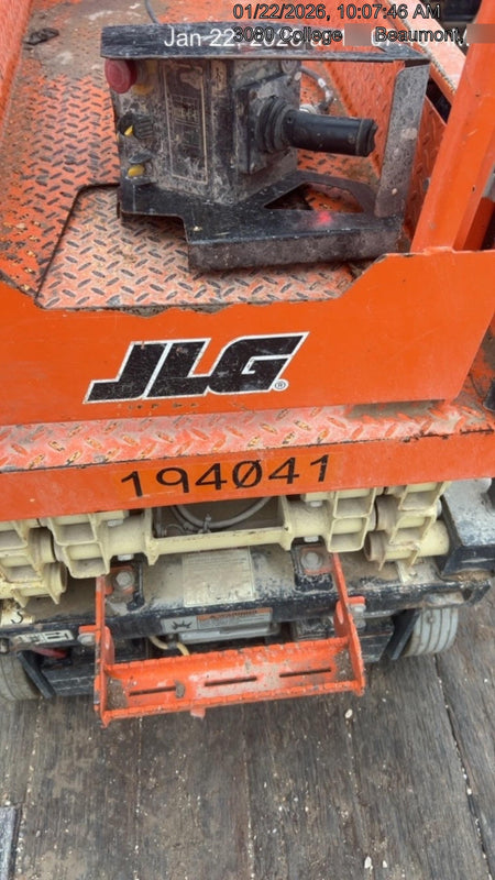 2021 JLG ES1330L