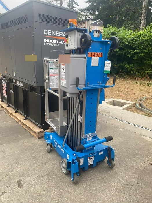 2020 GENIE AWP-30S