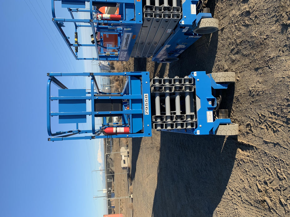 2020 Genie GS-3232 Standard, Folding half height swing gate, 800W Inverter