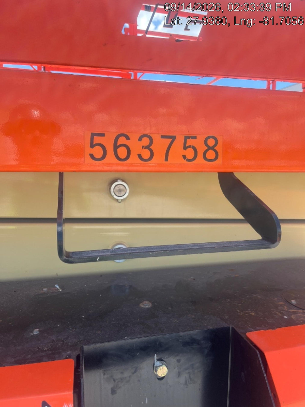 2025 JLG RT4394