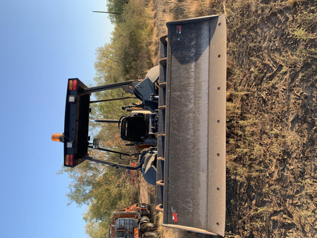 2019 Case 570N EP Canopy, 4WD, GP Front Bucket, Dual Tilt Cylinder, 84" Box Blade w/ Scarifier, Wheel Weights, Beacon