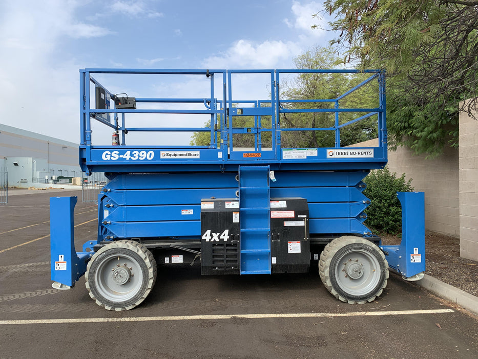 2020 GENIE GS-4390 RT