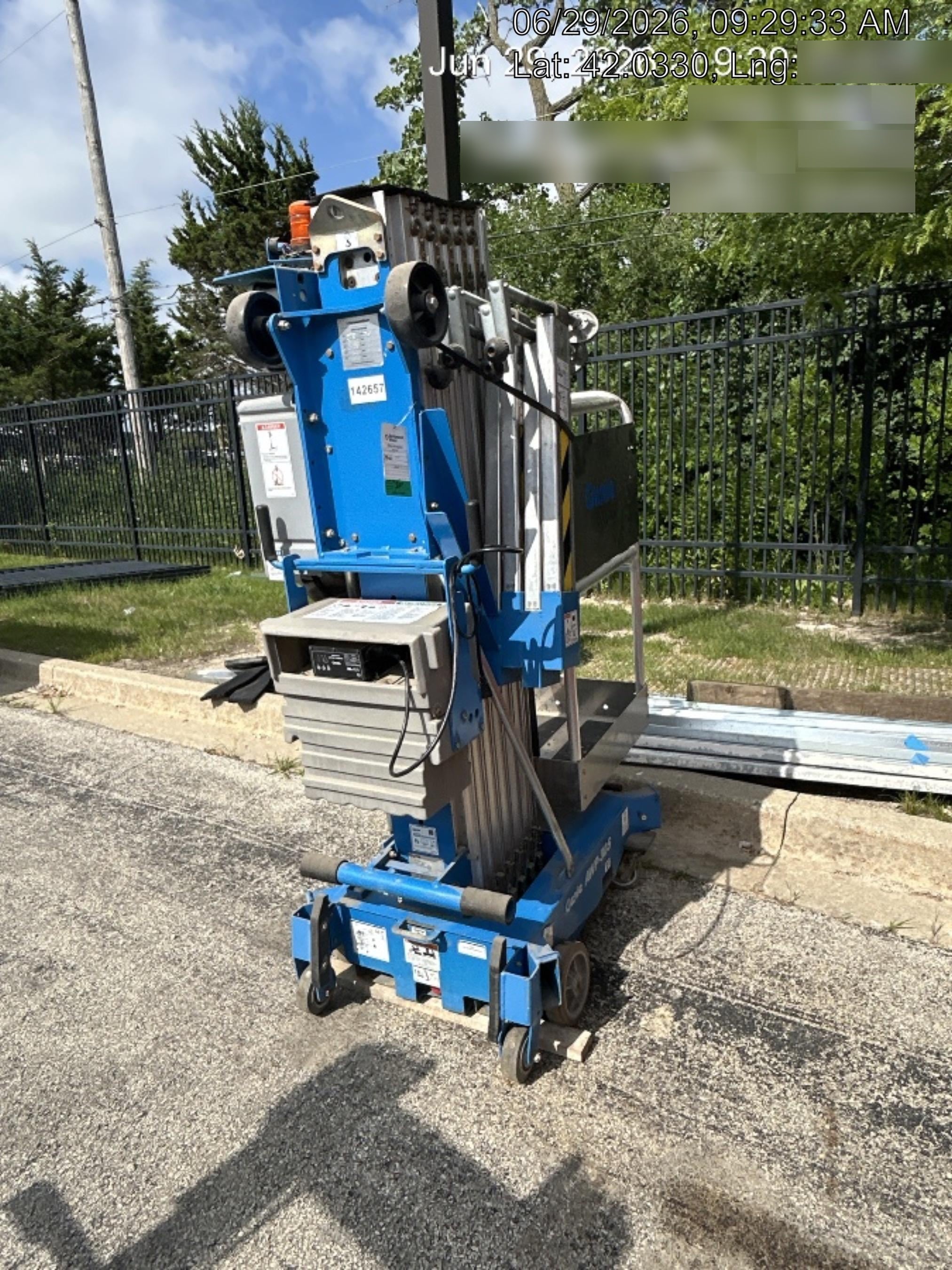 2021 GENIE AWP-30S DC