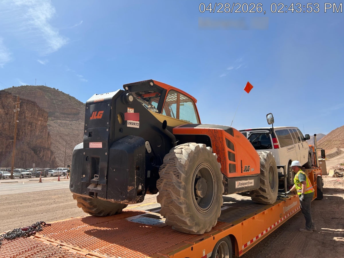 2021 JLG 1732