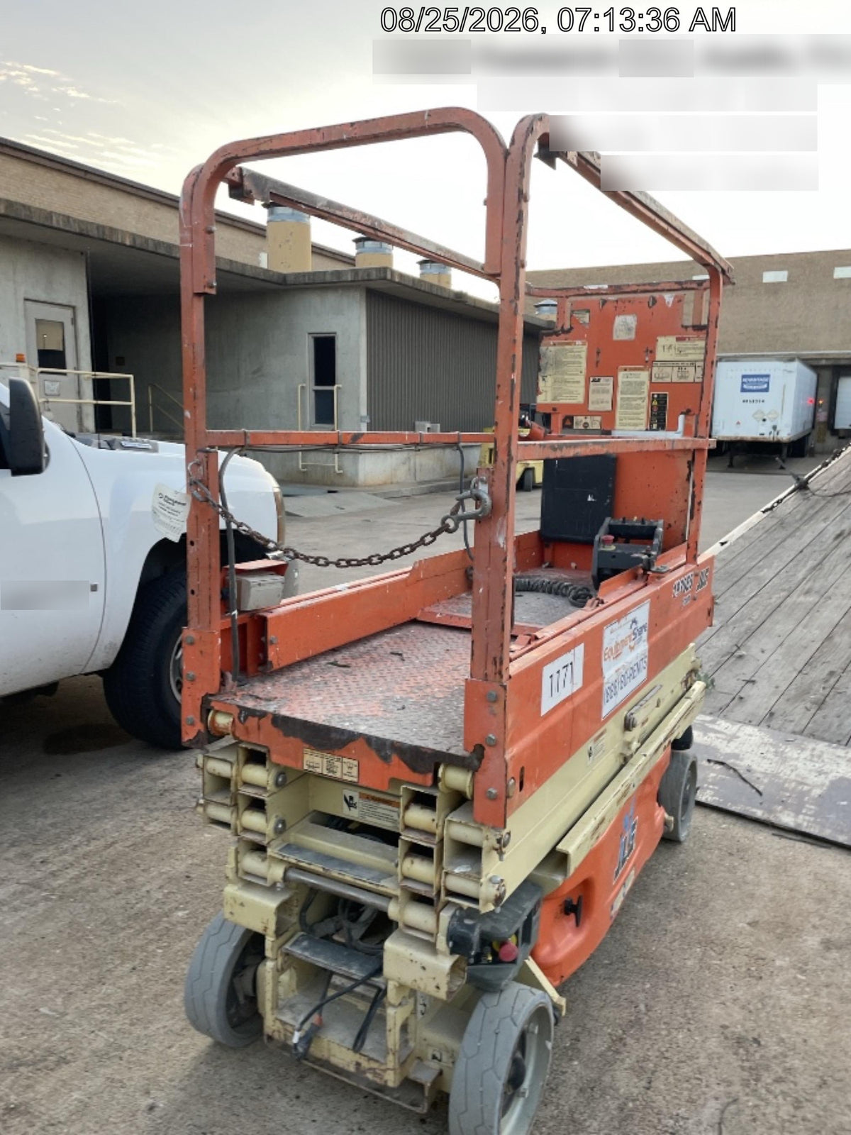 2016 JLG 1930ES