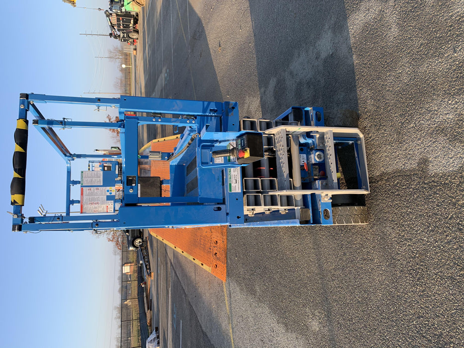 2020 Genie GS-1930 Solid Non Marking Tires, Beacon, Folding rails with half height swing gate