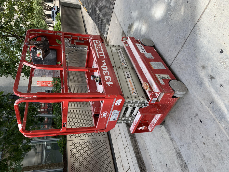 2019 MEC 1330SE MEC 1330SE w/ES Track Hardware, Full Extended 2 Year Warranty