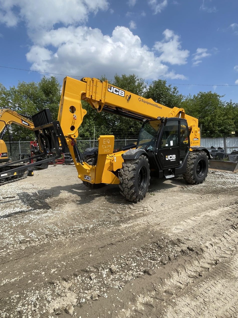 2023 JCB 510-56