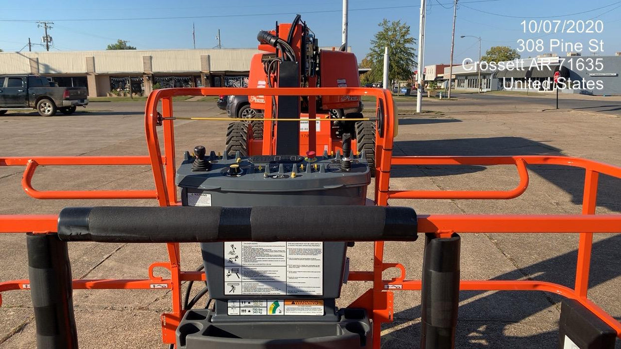 2020 JLG 660SJ