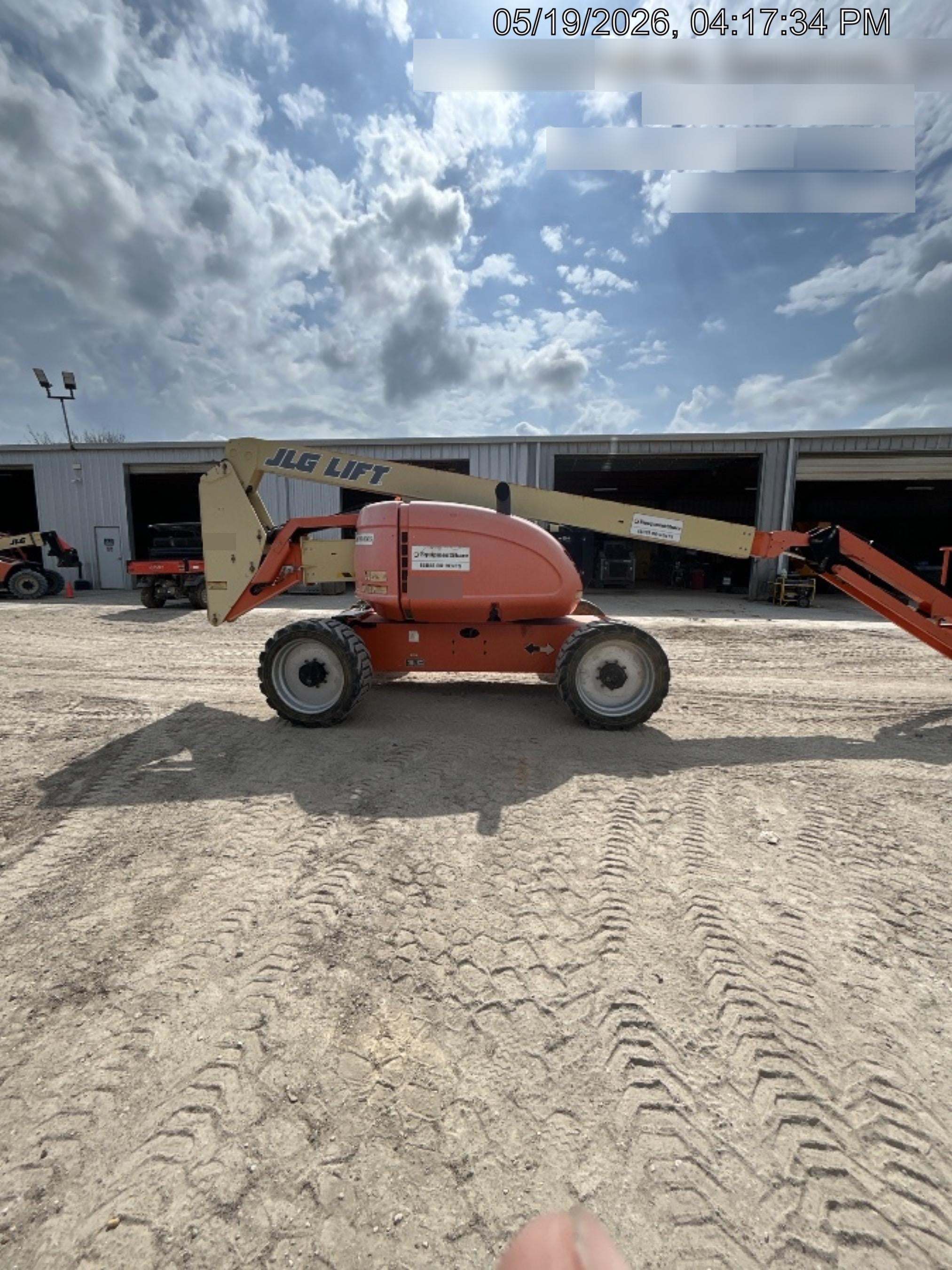 2019 JLG 600AJ