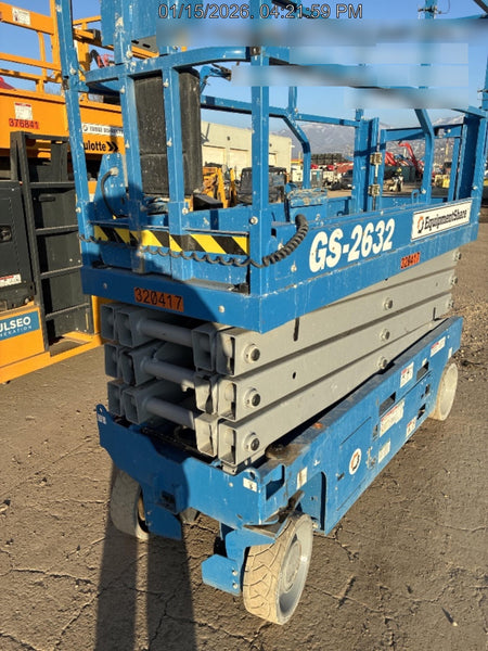 2023 GENIE GS-2632