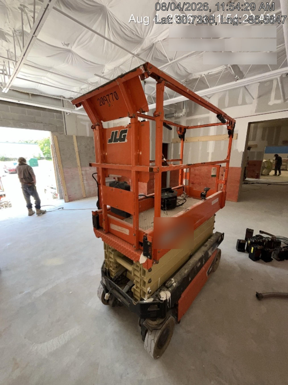 2022 JLG ES1932