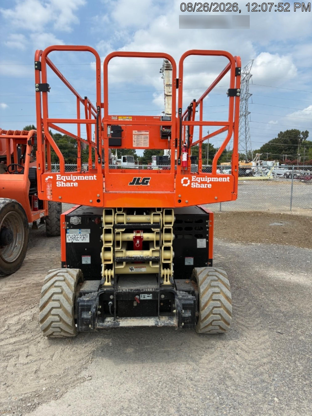 2022 JLG ERT4069
