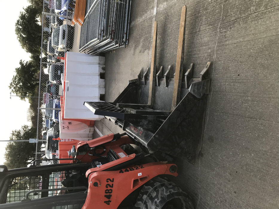 2018 PALADIN 48" Pallet Forks - Paladin