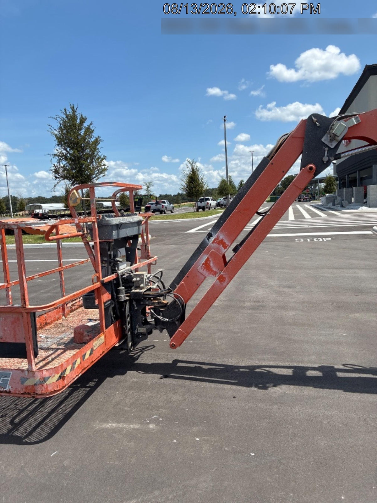2021 JLG 660SJ