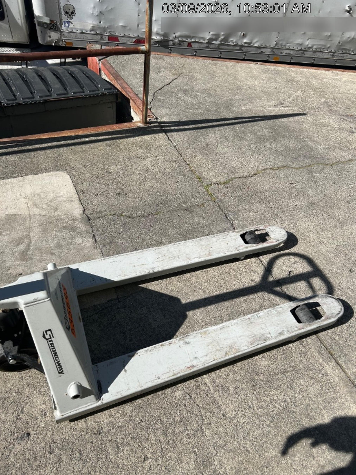 2024 NORTHERN TOOL 4,400 Lb Pallet Jack