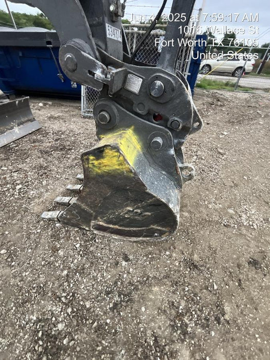 2025 JOHN DEERE 36" Bucket, Excavator 25,000 - 35,000 John Deere