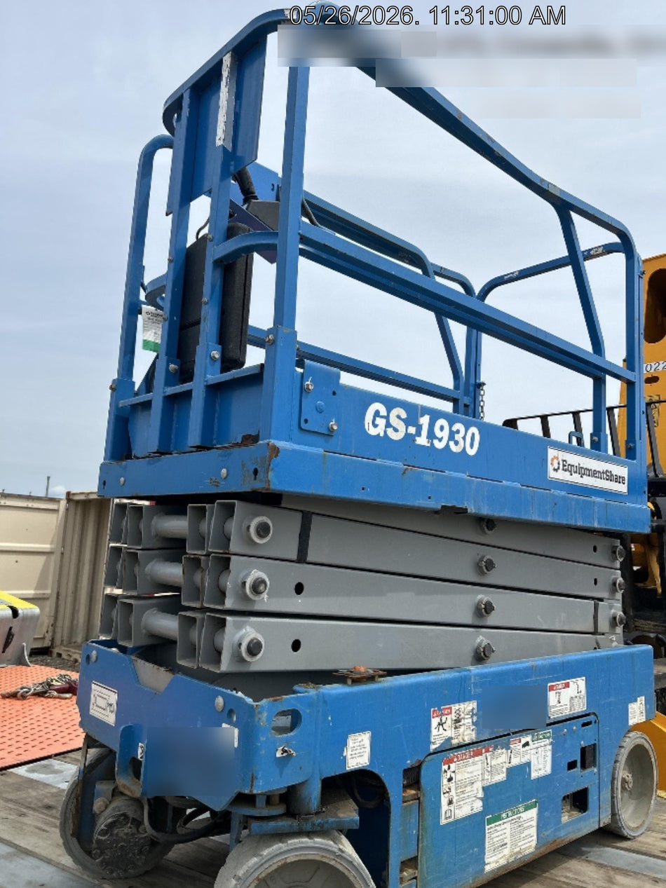 2019 Genie GS-1930 Fixed rails with chain Entry