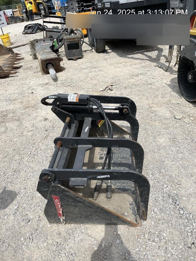 2023 ARROW MATERIAL HANDLING Grapple Bucket - Arrow