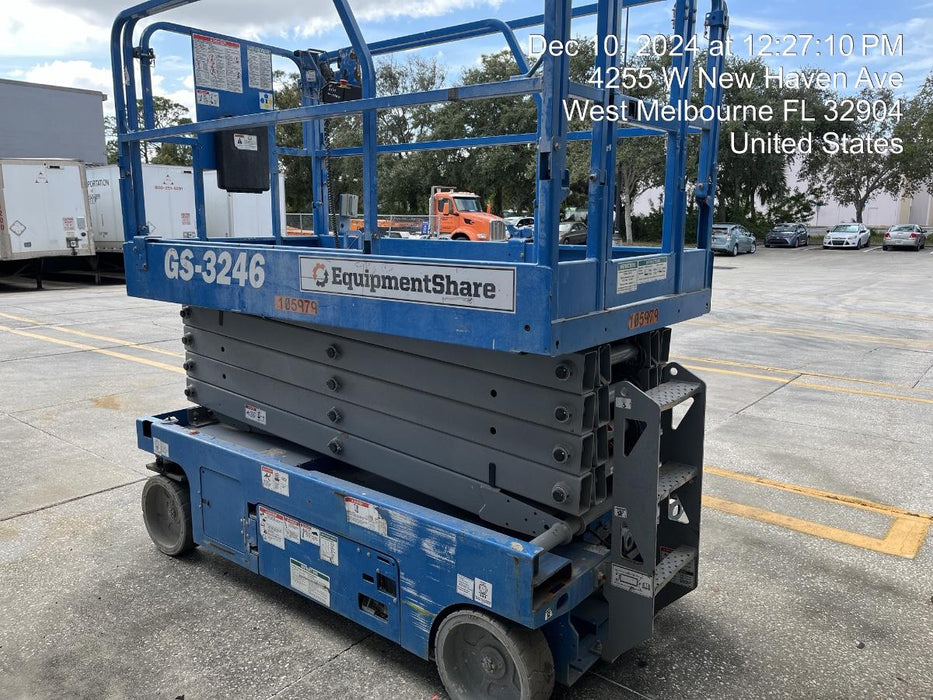 2020 Genie GS-3246 Standard, Folding full height swing gate