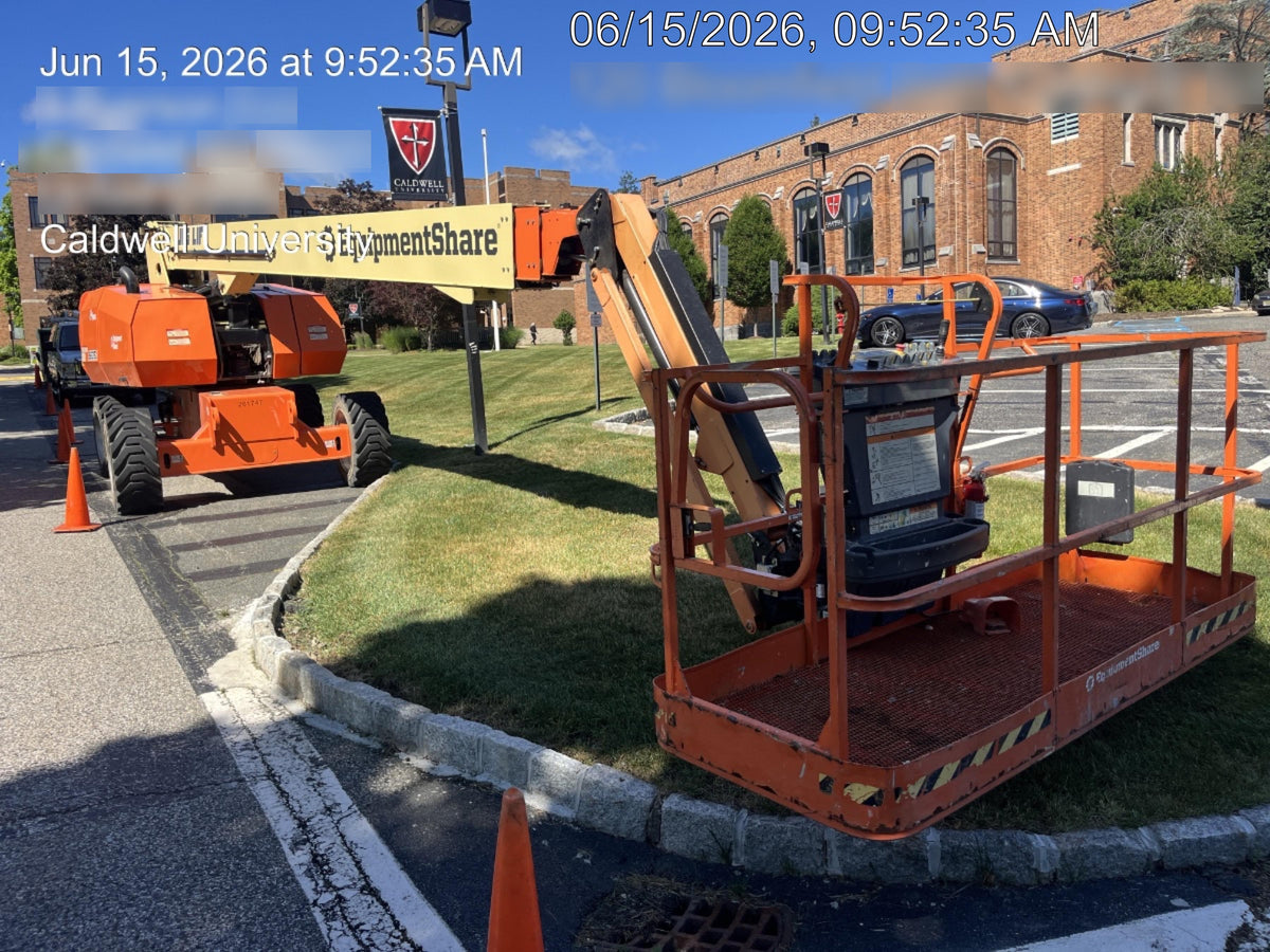 2022 JLG 860SJ