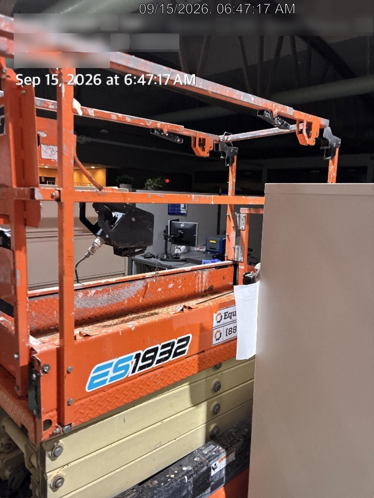 2022 JLG ES1932