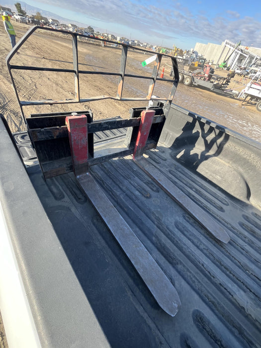 2021 PALADIN 48" Pallet Forks - Paladin