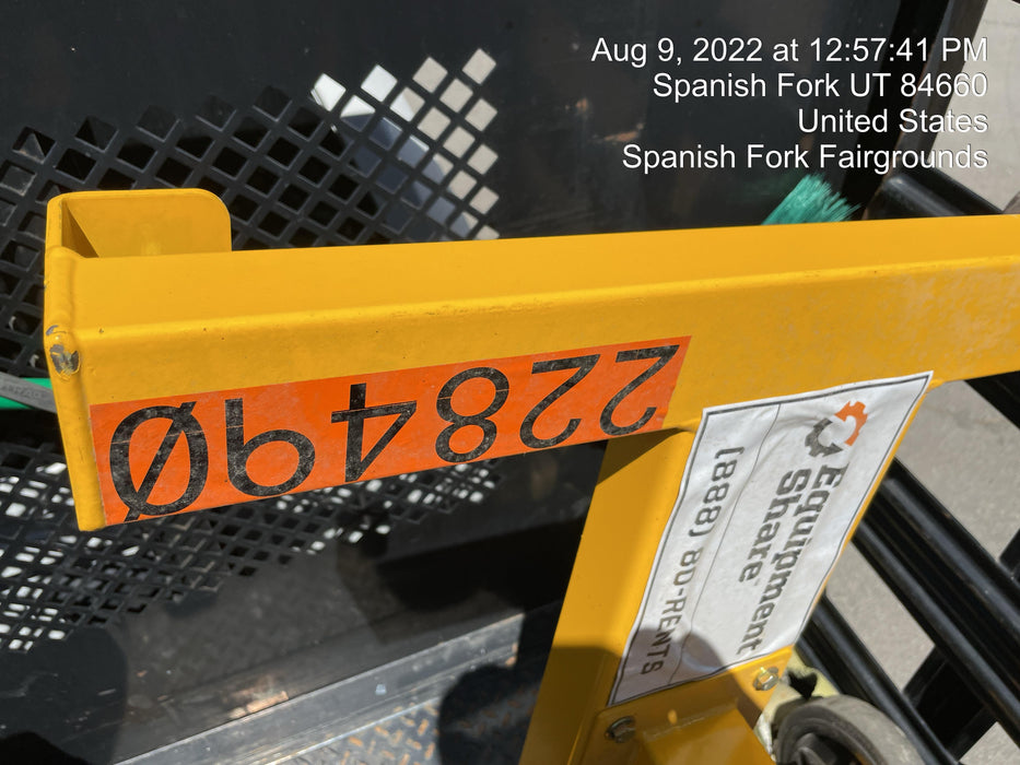 2022 BIG ASS FANS Yellow Jacket