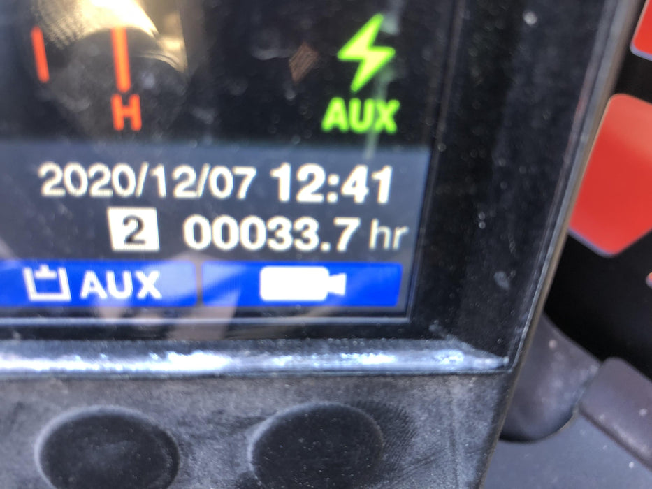 2020 Takeuchi TL12R2-R Canopy, Manual QC