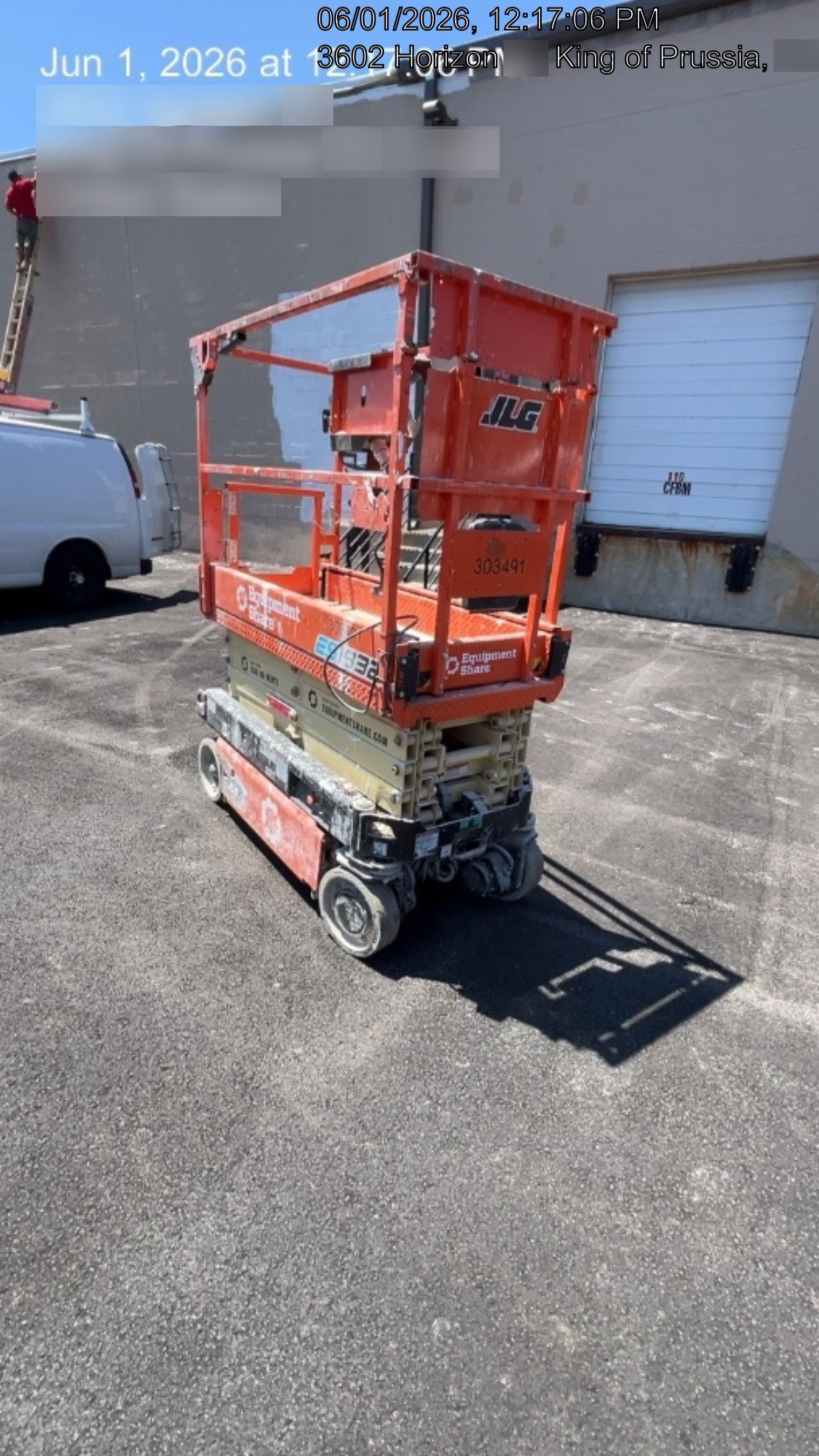2023 JLG ES1932
