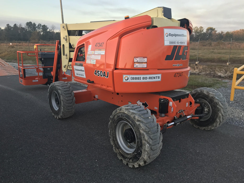 2019 JLG 450AJ