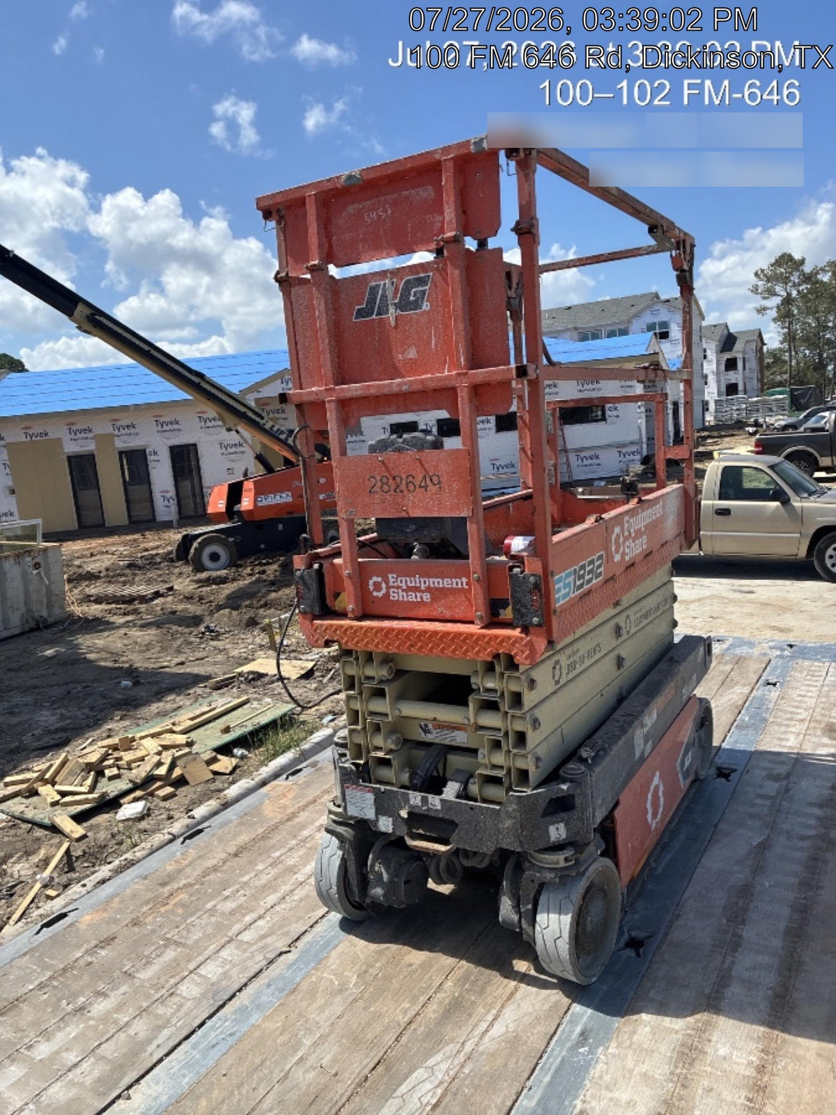 2022 JLG ES1932