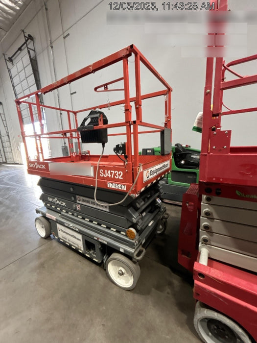 2021 SKYJACK SJ4732