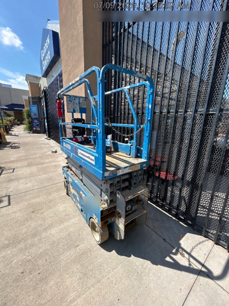 2019 Genie GS-1930 Fixed rails with chain Entry