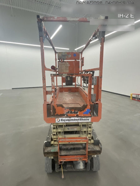 2021 JLG ES1932