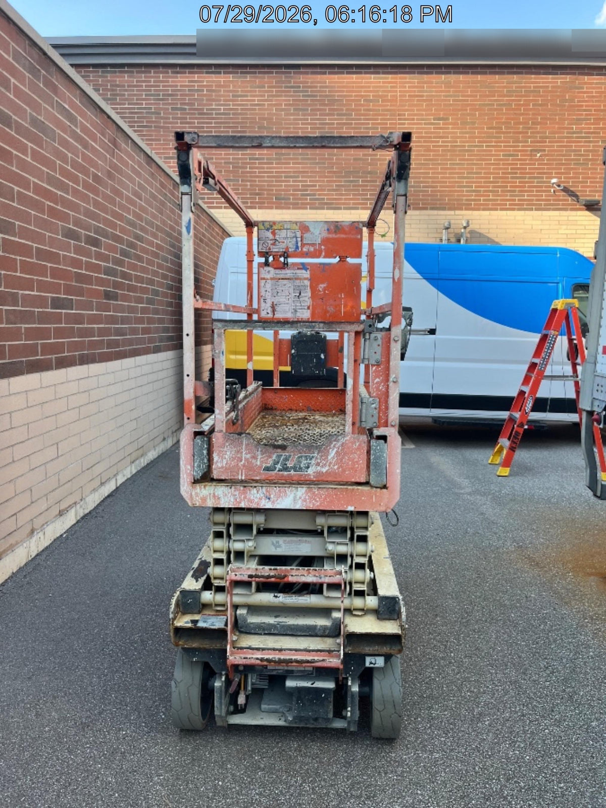 2022 JLG ES1932