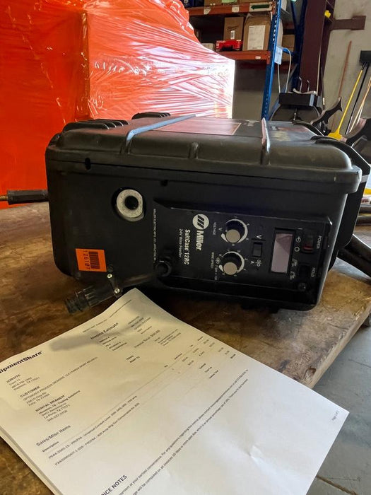 2021 MILLER ELECTRIC SUITCASE 12RC