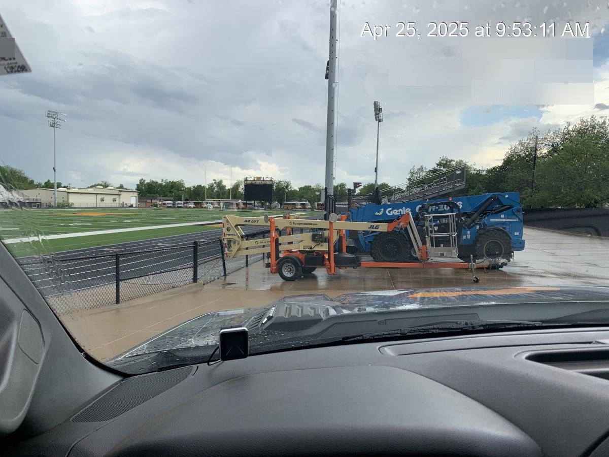 2023 JLG T500J