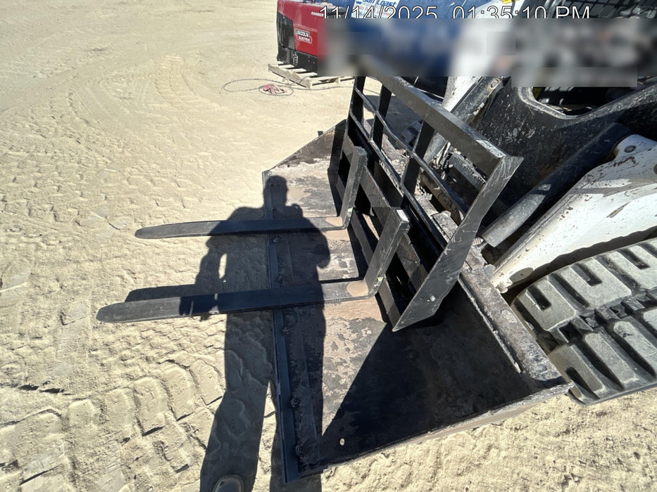 2025 ARROW MATERIAL HANDLING 48" Pallet Forks - Arrow