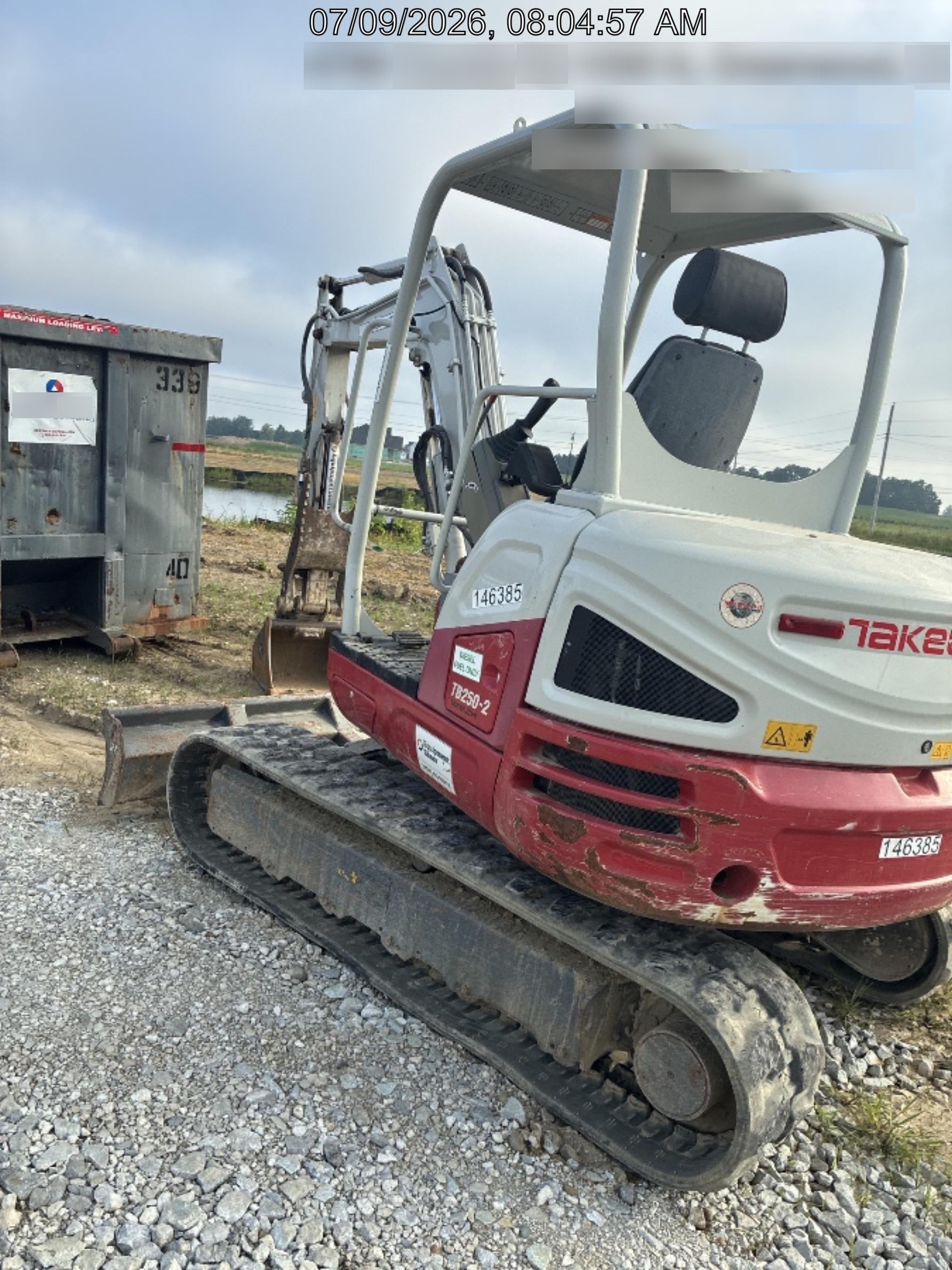 2021 TAKEUCHI TB250-2