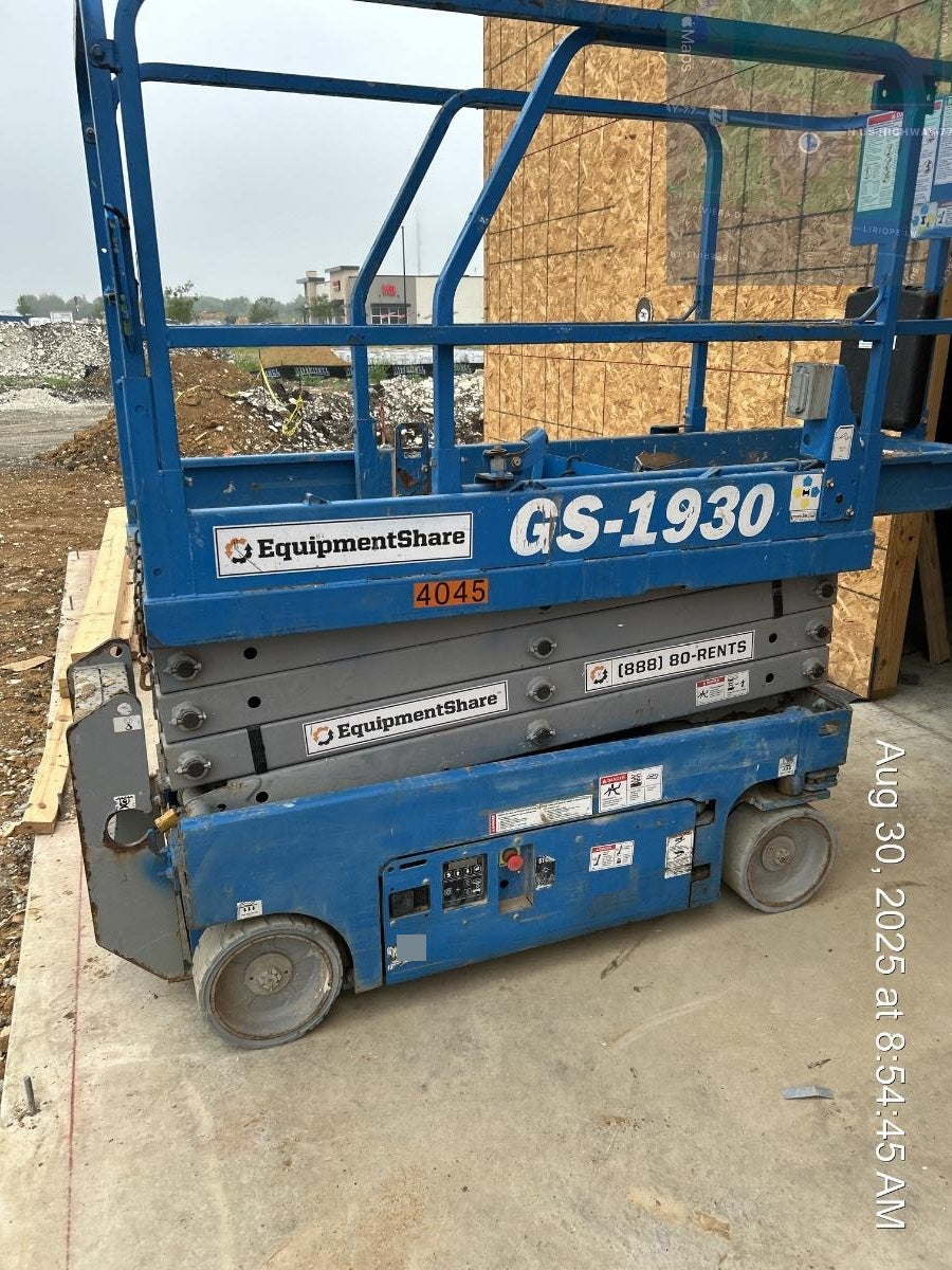 2017 GENIE GS-1930