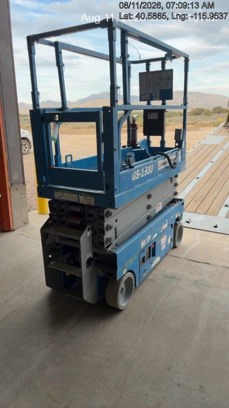 2020 Genie GS-1930 Solid Non Marking Tires, Beacon, Folding rails with half height swing gate, 800W Inverter