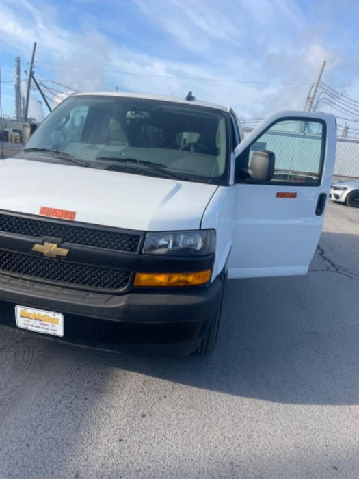 2025 CHEVROLET Express Van - Rental